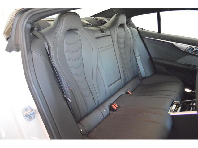M850i xDrive グランクーペ 正規認定中古車 ワンオーナー 電動ガラスサンルーフ Harman Kardonスピーカー ヘッドアップディスプレィ タッチパネル式HDDナビ フルセグ地デジ トップリアサイドカメラ レーザーライト(19枚目)