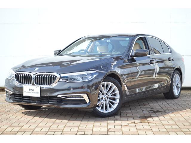 Bmw ５シリーズ ５２３ｄ ラグジュアリー 正規認定中古車 ワンオーナー タッチパネル式ｈｄｄナビ ａｃｃ ヘッドアップディスプレイ 3 9万円 令和元年 19年 茨城県 中古車 価格 Com