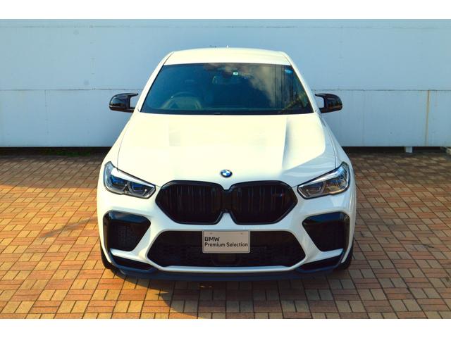 Ｘ６ Ｍ コンペティション　正規認定中古車　ワンオーナー　ＭコンフォートＰＫＧ　カーボンファイバーインテリアトリム　ＢＭＷレーザーライト　純正ＨＤＤナビ　ステアリングヒーター　全周囲カメラ　純正ドライブレコーダー（21枚目）