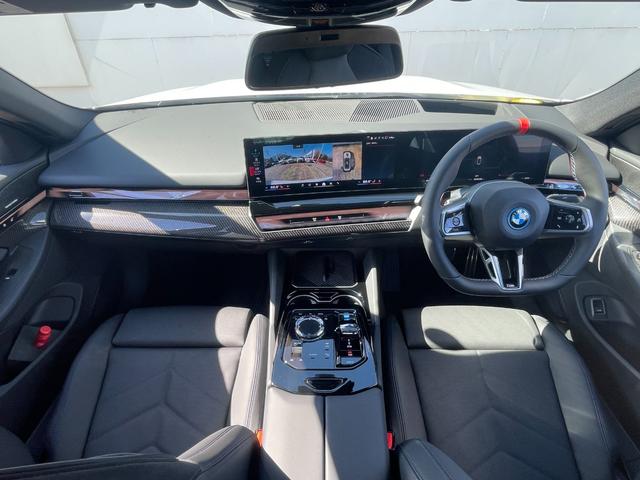 ＢＭＷ ｉ５