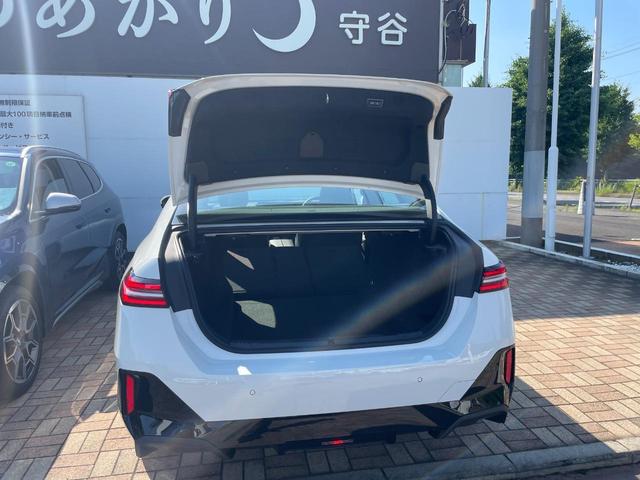 ５シリーズ ５２３ｉ　Ｍスポーツ　正規認定中古車　弊社管理レンタカー　純正ナビ　Ｐアシスト＋　ＡＣＣ　ワイヤレス充電器　フルセグＴＶ　全周囲カメラ　シートヒーター　盗難防止装置　電動リアゲート　ＬＥＤヘッドライト　被害軽減ブレーキ（44枚目）