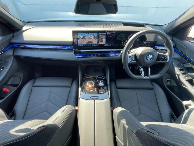 ５シリーズ ５２３ｉ　Ｍスポーツ　正規認定中古車　弊社管理レンタカー　純正ナビ　Ｐアシスト＋　ＡＣＣ　ワイヤレス充電器　フルセグＴＶ　全周囲カメラ　シートヒーター　盗難防止装置　電動リアゲート　ＬＥＤヘッドライト　被害軽減ブレーキ（47枚目）