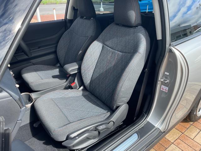 ＭＩＮＩ クーパーＣ　エッセンシャル・トリム　正規認定中古車　ワンオーナー　走行１８００ｋｍ　純正ナビ　バックカメラ　ＡＣＣ　障害物センサー　ヘッドアップディスプレイ　ＥＴＣ車載器　ワイヤレス充電器　アンビエントライト　ＬＥＤヘッドライト（37枚目）