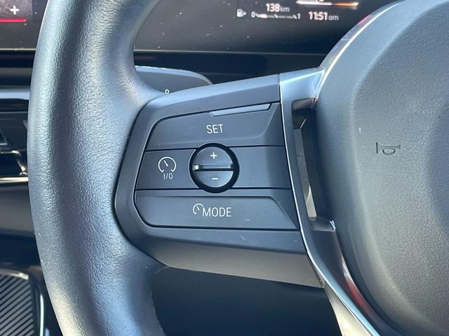 Ｘ１ ｘＤｒｉｖｅ　２０ｉ　ｘライン　ハイラインパッケージ　正規認定中古車　ワンオーナー　純正ナビ　全周囲カメラ　ヘッドアップディスプレイ　障害物センサー　黒革　Ａｐｐｌｅ　Ｃａｒ　Ｐｌａｙ　シートヒーター　電動シート　走行６０００ｋｍ　ＡＣＣ　ハンズオフ（50枚目）