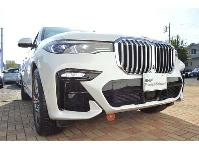 Ｘ７ ｘＤｒｉｖｅ　３５ｄ　Ｍスポーツ　正規認定中古車　パノラマサンルーフ　３列シート７人乗り　ソフトクローズ　全席シートヒーター　フロントシートベンチレーション　全周囲カメラ　エアサス　ハーマンカードン　ＡＣＣ　ＴＶ（20枚目）