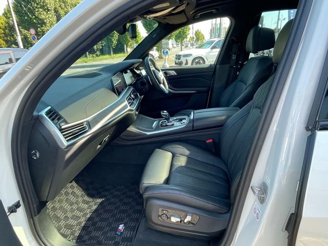 Ｘ７ ｘＤｒｉｖｅ　３５ｄ　Ｍスポーツ　正規認定中古車　パノラマサンルーフ　３列シート７人乗り　ソフトクローズ　全席シートヒーター　フロントシートベンチレーション　全周囲カメラ　エアサス　ハーマンカードン　ＡＣＣ　ＴＶ（31枚目）