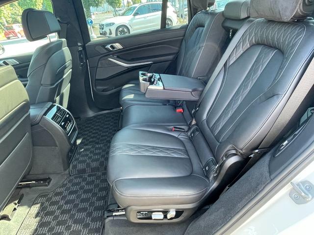 Ｘ７ ｘＤｒｉｖｅ　３５ｄ　Ｍスポーツ　正規認定中古車　パノラマサンルーフ　３列シート７人乗り　ソフトクローズ　全席シートヒーター　フロントシートベンチレーション　全周囲カメラ　エアサス　ハーマンカードン　ＡＣＣ　ＴＶ（35枚目）