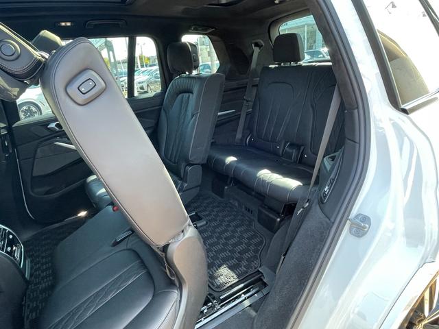 Ｘ７ ｘＤｒｉｖｅ　３５ｄ　Ｍスポーツ　正規認定中古車　パノラマサンルーフ　３列シート７人乗り　ソフトクローズ　全席シートヒーター　フロントシートベンチレーション　全周囲カメラ　エアサス　ハーマンカードン　ＡＣＣ　ＴＶ（37枚目）