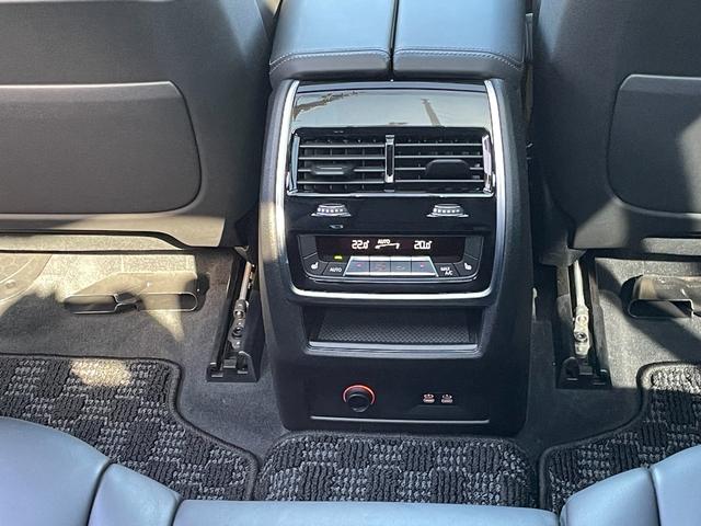 Ｘ７ ｘＤｒｉｖｅ　３５ｄ　Ｍスポーツ　正規認定中古車　パノラマサンルーフ　３列シート７人乗り　ソフトクローズ　全席シートヒーター　フロントシートベンチレーション　全周囲カメラ　エアサス　ハーマンカードン　ＡＣＣ　ＴＶ（41枚目）