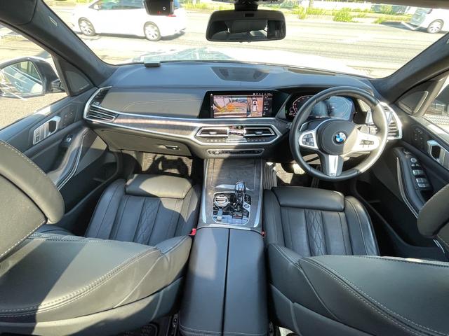Ｘ７ ｘＤｒｉｖｅ　３５ｄ　Ｍスポーツ　正規認定中古車　パノラマサンルーフ　３列シート７人乗り　ソフトクローズ　全席シートヒーター　フロントシートベンチレーション　全周囲カメラ　エアサス　ハーマンカードン　ＡＣＣ　ＴＶ（53枚目）