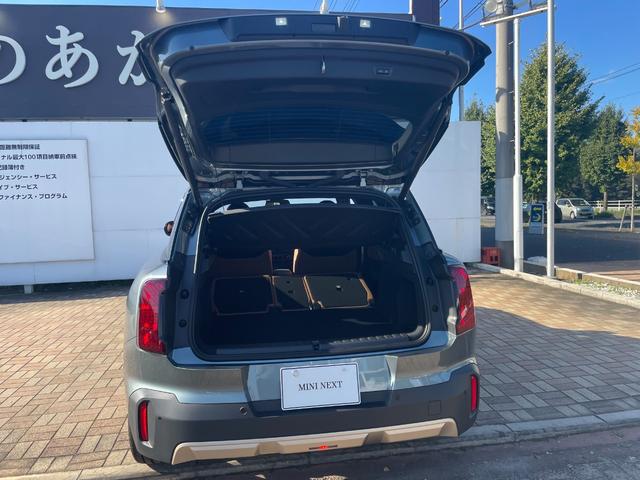 ＭＩＮＩ カントリーマンＳオール４　クラシック・トリム　正規認定中古車　走行距離２６６３ｋｍ　弊社デモカー　純正ナビ　カープレイ　Ｂｌｕｅｔｏｏｔｈ　ワイヤレスチャージ　レザー　電動シート　電動トランク　クルコン　全周囲カメラ　前後ソナー　ハーマンカードン（45枚目）