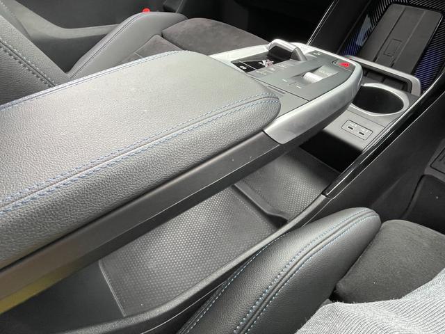 Ｘ１ ｘＤｒｉｖｅ　２０ｄ　Ｍスポーツ　正規認定中古車　１オーナー　カーブドディスプレイ　電動リアゲート　ＡＣＣ　ハンズオフ　電動シート　ワイヤレスチャージ　Ｗエアコン　全周囲カメラ　ブーストモード　シートヒーター　ＥＴＣ２．０（62枚目）