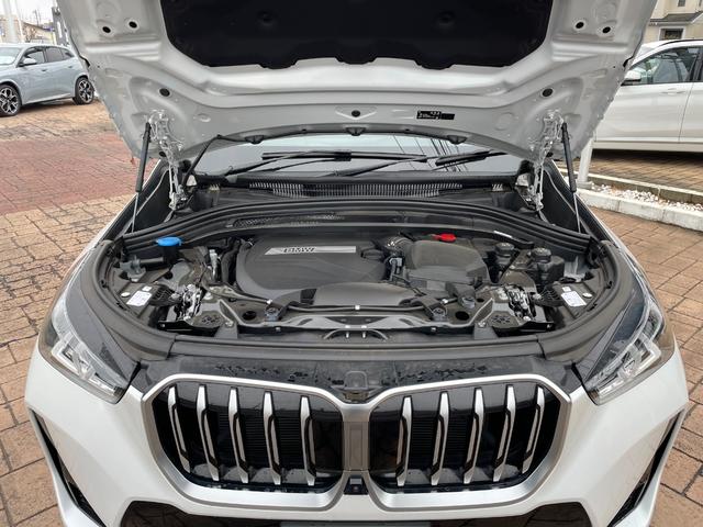 Ｘ１ ｘＤｒｉｖｅ　２０ｄ　Ｍスポーツ　正規認定中古車　１オーナー　カーブドディスプレイ　電動リアゲート　ＡＣＣ　ハンズオフ　電動シート　ワイヤレスチャージ　Ｗエアコン　全周囲カメラ　ブーストモード　シートヒーター　ＥＴＣ２．０（77枚目）
