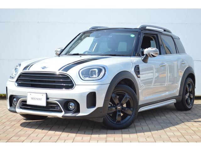 ＭＩＮＩ クーパーＤ　クロスオーバー　正規認定中古車　１オーナー　ＡＣＣ　ペッパーＰＧ　純正ＨＤＤナビ　バックカメラ　ドラレコ　ソナーセンサー　被害軽減ブレーキ　電動リアゲート　キーレス　フロアマット　アンビエントライト　ＳＯＳコール（5枚目）