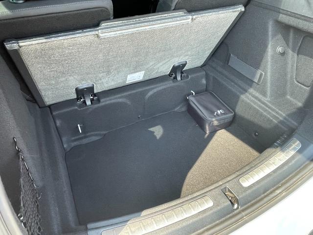 ＭＩＮＩ クーパーＤ　クロスオーバー　正規認定中古車　１オーナー　ＡＣＣ　ペッパーＰＧ　純正ＨＤＤナビ　バックカメラ　ドラレコ　ソナーセンサー　被害軽減ブレーキ　電動リアゲート　キーレス　フロアマット　アンビエントライト　ＳＯＳコール（35枚目）