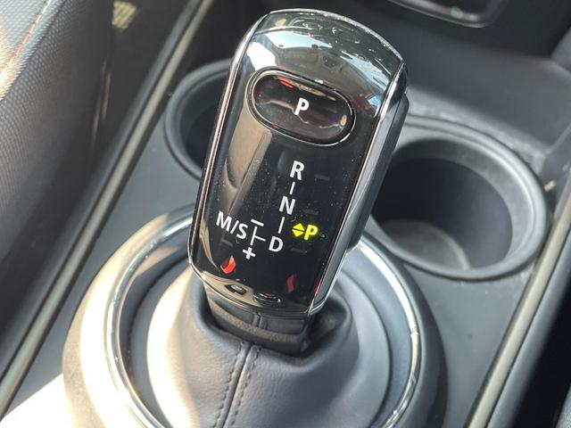 ＭＩＮＩ クーパーＤ　クロスオーバー　正規認定中古車　１オーナー　ＡＣＣ　ペッパーＰＧ　純正ＨＤＤナビ　バックカメラ　ドラレコ　ソナーセンサー　被害軽減ブレーキ　電動リアゲート　キーレス　フロアマット　アンビエントライト　ＳＯＳコール（46枚目）