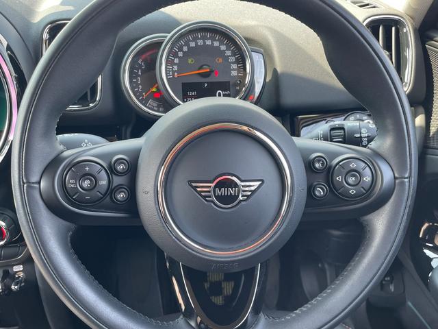 ＭＩＮＩ クーパーＤ　クロスオーバー　正規認定中古車　１オーナー　ＡＣＣ　ペッパーＰＧ　純正ＨＤＤナビ　バックカメラ　ドラレコ　ソナーセンサー　被害軽減ブレーキ　電動リアゲート　キーレス　フロアマット　アンビエントライト　ＳＯＳコール（49枚目）