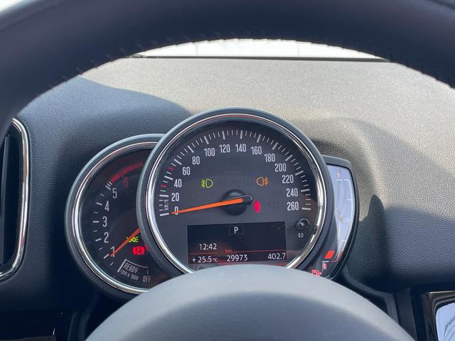 ＭＩＮＩ クーパーＤ　クロスオーバー　正規認定中古車　１オーナー　ＡＣＣ　ペッパーＰＧ　純正ＨＤＤナビ　バックカメラ　ドラレコ　ソナーセンサー　被害軽減ブレーキ　電動リアゲート　キーレス　フロアマット　アンビエントライト　ＳＯＳコール（52枚目）