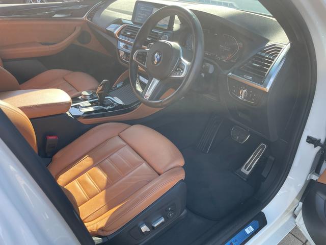 Ｘ４ ｘＤｒｉｖｅ　２０ｄ　Ｍスポーツ　正規認定中古車　１オーナー　電動パノラマサンルーフ　コニャックレザー　電動リアゲート　純正ＨＤＤナビ　前後シートヒーター　全周囲カメラ　アンビエントライト　Ｗエアコン　オートホールド　キーレス　ＥＴＣ（28枚目）