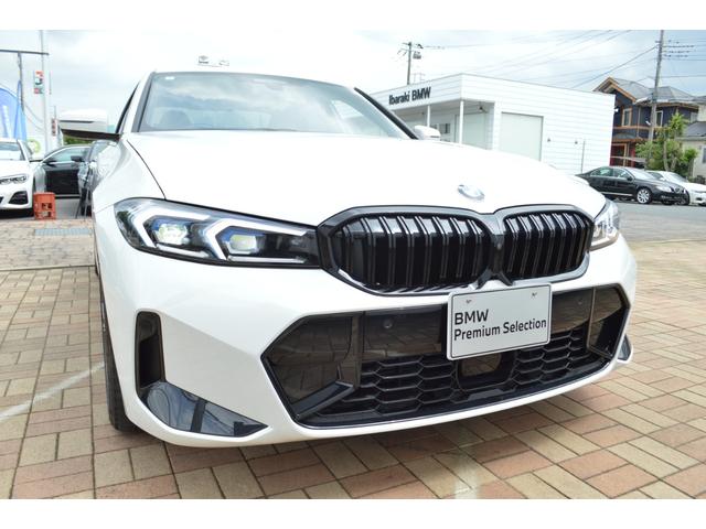 ３シリーズ ３１８ｉ　Ｍスポーツ　エディションシャドー　正規認定中古車　デモカー　１オーナー　電動リアゲート　サンプロテクションガラス　シートヒーター　純正ナビ　タッチパネル　電動シート　ヘッドアップディスプレイ　全周囲カメラ　前後ソナーセンサー　キーレス（19枚目）