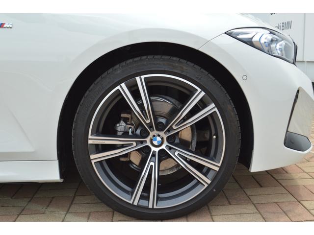 ３シリーズ ３１８ｉ　Ｍスポーツ　エディションシャドー　正規認定中古車　デモカー　１オーナー　電動リアゲート　サンプロテクションガラス　シートヒーター　純正ナビ　タッチパネル　電動シート　ヘッドアップディスプレイ　全周囲カメラ　前後ソナーセンサー　キーレス（22枚目）