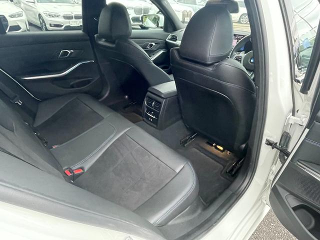 ３シリーズ ３１８ｉ　Ｍスポーツ　エディションシャドー　正規認定中古車　デモカー　１オーナー　電動リアゲート　サンプロテクションガラス　シートヒーター　純正ナビ　タッチパネル　電動シート　ヘッドアップディスプレイ　全周囲カメラ　前後ソナーセンサー　キーレス（29枚目）