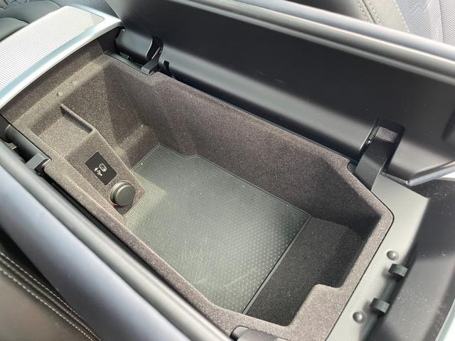 ８シリーズ ８４０ｉ　グランクーペ　Ｍスポーツ　正規認定中古車　１オナ　サンルーフ　ソフトクローズドア　シートベンチレーション　全席シートヒーター　レーザーライト　地デジ　ハーマンカードン　Ｍスポーツデファレンシャル　ハンズオフ　ディスプレイキー（71枚目）