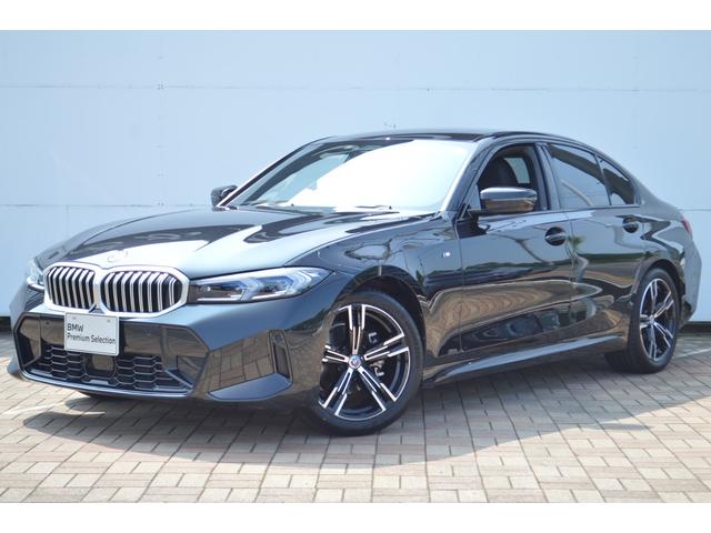 ３シリーズ ３１８ｉ　Ｍスポーツ　正規認定中古車　バックカメラ　カーブドディスプレイナビ　カープレイ　シートヒーター　ヘッドアップディスプレイ　電動シート　電動トランク　ＬＣＩ　ハーフレザー　Ｂｌｕｅｔｏｏｔｈ　ＥＴＣ２．０　ＡＣＣ（6枚目）