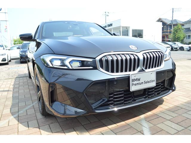 ３シリーズ ３１８ｉ　Ｍスポーツ　正規認定中古車　バックカメラ　カーブドディスプレイナビ　カープレイ　シートヒーター　ヘッドアップディスプレイ　電動シート　電動トランク　ＬＣＩ　ハーフレザー　Ｂｌｕｅｔｏｏｔｈ　ＥＴＣ２．０　ＡＣＣ（19枚目）