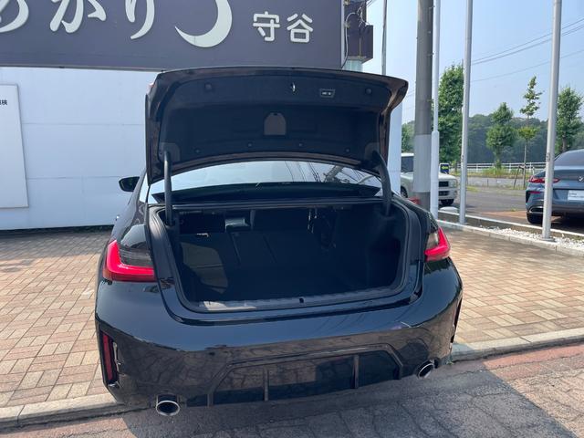 ３シリーズ ３１８ｉ　Ｍスポーツ　正規認定中古車　バックカメラ　カーブドディスプレイナビ　カープレイ　シートヒーター　ヘッドアップディスプレイ　電動シート　電動トランク　ＬＣＩ　ハーフレザー　Ｂｌｕｅｔｏｏｔｈ　ＥＴＣ２．０　ＡＣＣ（40枚目）
