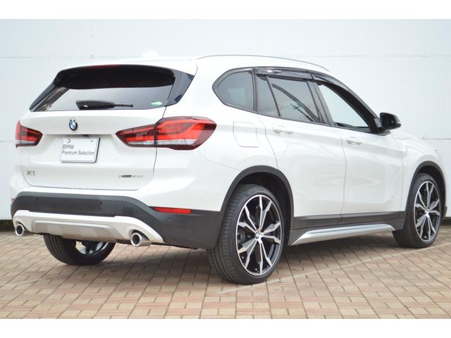Ｘ１ ｘＤｒｉｖｅ　１８ｄ　ｘライン　ハイラインパッケージ　正規認定中古車　１オナ　純正ナビ　Ｄアシスト＋　２０インチＡＷ　ドラレコ　シートヒーター　電動リアゲート　スライディングリアシート　電動シート　ＡＣＣ　被害軽減ブレーキ　アンビエイトライト（3枚目）