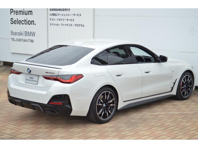 ４シリーズ Ｍ４４０ｉ　ｘＤｒｉｖｅグランクーペ　リミテッド　正規認定中古車　１オナ　走行距離約５７００キロ　Ｍスポシート　純正ナビ　全周囲カメラ　ＡＣＣ　ヘッドアップディスプレイ　アンビエントライト　シートヒーター　障害物センサー　ハンズオフ　Ｐアシストプラス（18枚目）