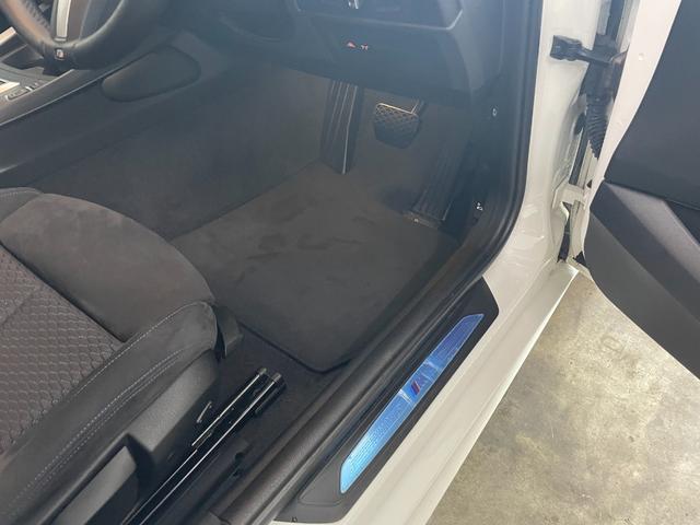 １シリーズ １１８ｉ　Ｍスポーツ　正規認定中古車　純正ＨＤＤナビ　バックカメラ　リアソナーセンサー　ＥＴＣ　ＬＣＩ　被害軽減ブレーキ　車線逸脱警告　アイドリングストップ　ＬＥＤ　クルーズコントロール　Ｂｌｕｅｔｏｏｔｈ（28枚目）