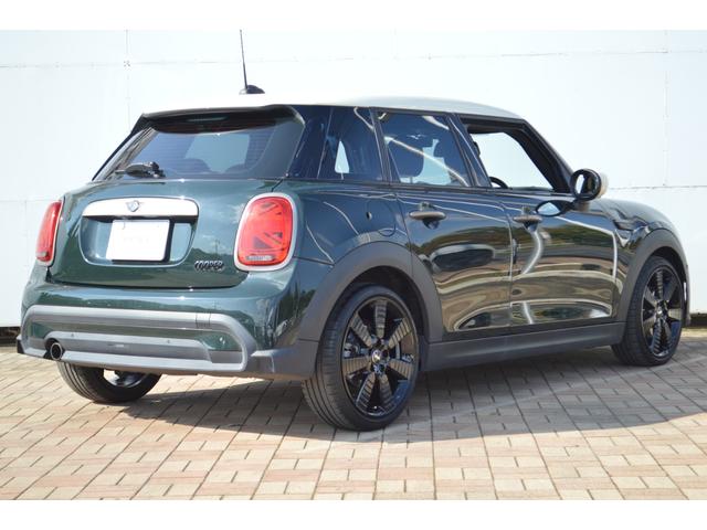 ≪ＭＩＮＩ　ＮＥＸＴ１年保証≫　の保証は　ご購入後、１年間走行距離無制限保証！万一、修理が必要な場合は無料で対応！全国のＭＩＮＩディーラーにて対応可能ですので遠方の方も安心！