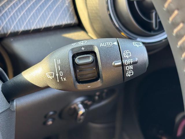 また、保証期間内は３６５日２４時間体制で、万一の故障の際などさまざまなトラブルに対応するエマージェンシー・サービスも付帯！