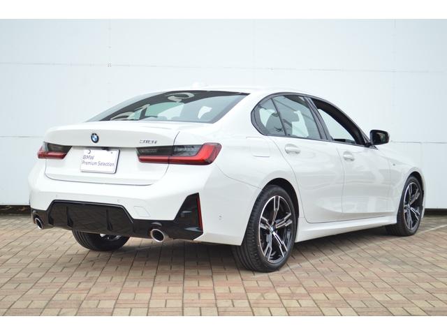 ３シリーズ ３１８ｉ　Ｍスポーツ　正規認定中古車　元試乗車　カーブドＤ　全周囲カメラ　障害物センサー　ヘッドアップディスプレイ　シートヒーター　ＡＣＣ　ハンズオフ　ＬＥＤヘッドライト　誤発進抑制制御　電動リアゲート　ワイヤレス充電器（3枚目）