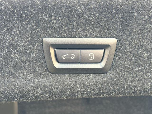 ３シリーズ ３１８ｉ　Ｍスポーツ　正規認定中古車　元試乗車　カーブドＤ　全周囲カメラ　障害物センサー　ヘッドアップディスプレイ　シートヒーター　ＡＣＣ　ハンズオフ　ＬＥＤヘッドライト　誤発進抑制制御　電動リアゲート　ワイヤレス充電器（46枚目）