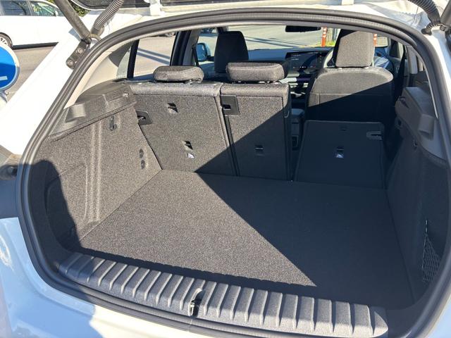 １シリーズ １２０ｄ　正規認定中古車　元試乗車　テクノロジー　純正ナビ　全周囲カメラ　ヘッドアップディスプレイ　シートヒーター　ＡＣＣ　アンビエントライト　ワイヤレス充電器　電動リアゲート　ＬＥＤヘッドライト（43枚目）