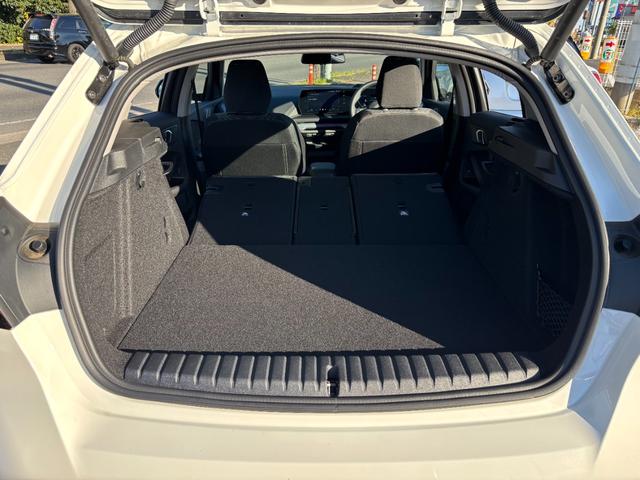 １シリーズ １２０ｄ　正規認定中古車　元試乗車　テクノロジー　純正ナビ　全周囲カメラ　ヘッドアップディスプレイ　シートヒーター　ＡＣＣ　アンビエントライト　ワイヤレス充電器　電動リアゲート　ＬＥＤヘッドライト（44枚目）