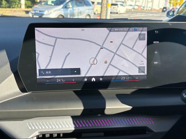 １シリーズ １２０ｄ　正規認定中古車　元試乗車　テクノロジー　純正ナビ　全周囲カメラ　ヘッドアップディスプレイ　シートヒーター　ＡＣＣ　アンビエントライト　ワイヤレス充電器　電動リアゲート　ＬＥＤヘッドライト（55枚目）