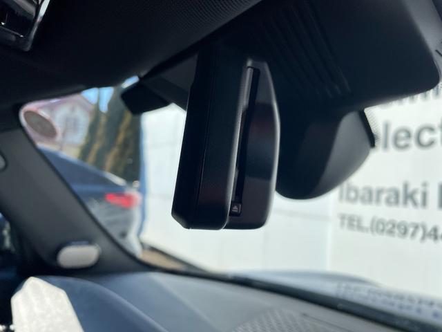 ＭＩＮＩ クーパーＳ　フェイバリット・トリム　正規認定中古車　元試乗車　マルチルーフ　Ｆａｖｏｕｒｅｄトリム　電動シート　ＨＫスピーカー　プライバシーガラス　全周囲カメラ　純正ナビ　マッサージシート　シートヒーター　ＡＣＣ　ヘッドアップＤ（59枚目）