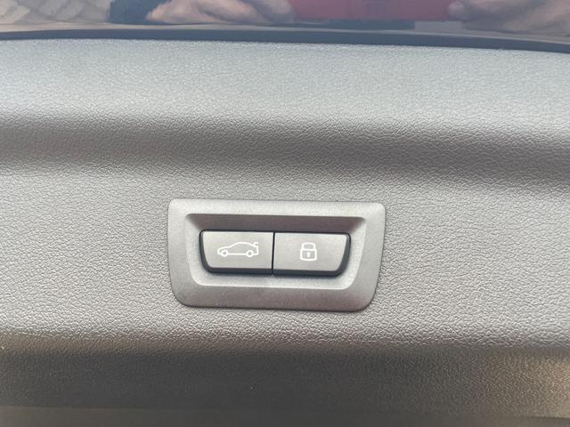 ｉＸ１ ｅＤｒｉｖｅ　２０　Ｍスポーツ　正規認定中古車　デモカー　ナビ　ＥＴＣ　全周囲カメラ　アダプティブサス　アダプティブＬＥＤ　ヘッドアップＤ　シートヒーター　プライバシーガラス　電動シート　ドライブレコーダー　カープレイ　アンドロイド（38枚目）