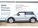 ＭＩＮＩ クーパーＣ　エッセンシャル・トリム　正規認定中古車　ワンオーナー　走行１８００ｋｍ　純正ナビ　バックカメラ　ＡＣＣ　障害物センサー　ヘッドアップディスプレイ　ＥＴＣ車載器　ワイヤレス充電器　アンビエントライト　ＬＥＤヘッドライト（5枚目）