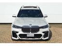 ｘＤｒｉｖｅ　３５ｄ　Ｍスポーツ　正規認定中古車　パノラマサンルーフ　３列シート７人乗り　ソフトクローズ　全席シートヒーター　フロントシートベンチレーション　全周囲カメラ　エアサス　ハーマンカードン　ＡＣＣ　ＴＶ（10枚目）