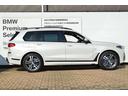 ｘＤｒｉｖｅ　３５ｄ　Ｍスポーツ　正規認定中古車　パノラマサンルーフ　３列シート７人乗り　ソフトクローズ　全席シートヒーター　フロントシートベンチレーション　全周囲カメラ　エアサス　ハーマンカードン　ＡＣＣ　ＴＶ（13枚目）