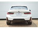 ３１８ｉ　Ｍスポーツ　エディションシャドー　正規認定中古車　デモカー　１オーナー　電動リアゲート　サンプロテクションガラス　シートヒーター　純正ナビ　タッチパネル　電動シート　ヘッドアップディスプレイ　全周囲カメラ　前後ソナーセンサー　キーレス（14枚目）