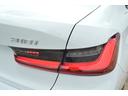３１８ｉ　Ｍスポーツ　エディションシャドー　正規認定中古車　デモカー　１オーナー　電動リアゲート　サンプロテクションガラス　シートヒーター　純正ナビ　タッチパネル　電動シート　ヘッドアップディスプレイ　全周囲カメラ　前後ソナーセンサー　キーレス（20枚目）