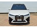 ｘＤｒｉｖｅ　５０　正規認定中古車　走行２４２７ｋｍ　元試乗車　純正ナビ　全周囲カメラ　パノラマガラスルーフ　ＢＭＷレーザーライト　ソフトクローズドア　Ｂｏｗｅｒｓ＆Ｗｉｌｋｉｎｓ　カープレイ　カーブドＤナビ　ＥＴＣ（10枚目）