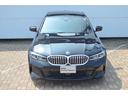 ３１８ｉ　Ｍスポーツ　正規認定中古車　バックカメラ　カーブドディスプレイナビ　カープレイ　シートヒーター　ヘッドアップディスプレイ　電動シート　電動トランク　ＬＣＩ　ハーフレザー　Ｂｌｕｅｔｏｏｔｈ　ＥＴＣ２．０　ＡＣＣ（9枚目）