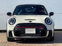 ≪ＭＩＮＩ　ＮＥＸＴ１年保証≫　の保証は　ご購入後、１年間走行距離無制限保証！万一、修理が必要な場合は無料で対応！全国のＭＩＮＩディーラーにて対応可能ですので遠方の方も安心！ 4